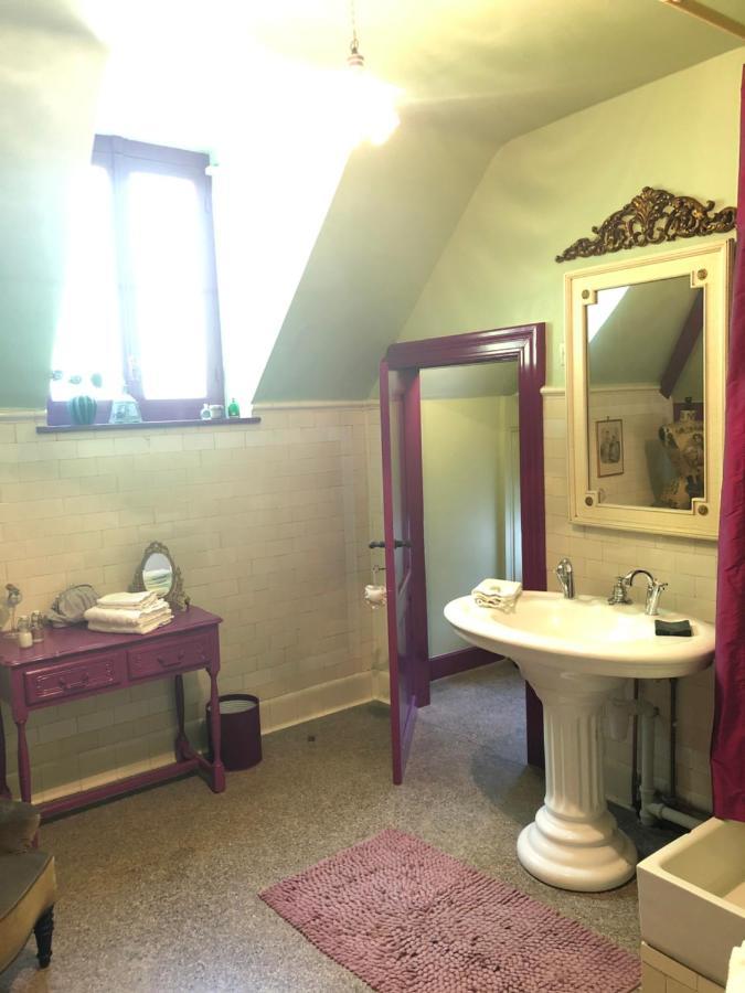 Double Room Private External Bathroom